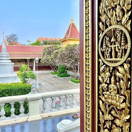 Sky Apartments Riverside - 50M To Royal Palace Phnom Penh Bagian luar foto