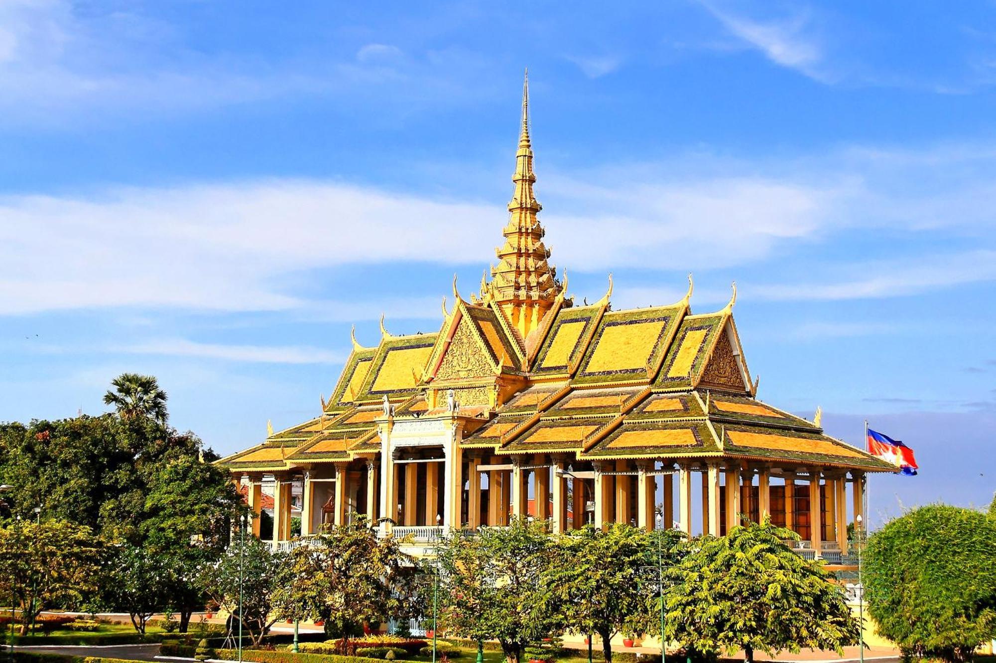 Sky Apartments Riverside - 50M To Royal Palace Phnom Penh Bagian luar foto
